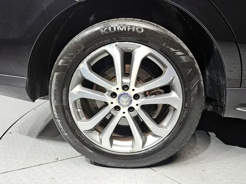 Mercedes-Benz GLE 250 D 4Matic, снимка 5 - Автомобили и джипове - 55747564
