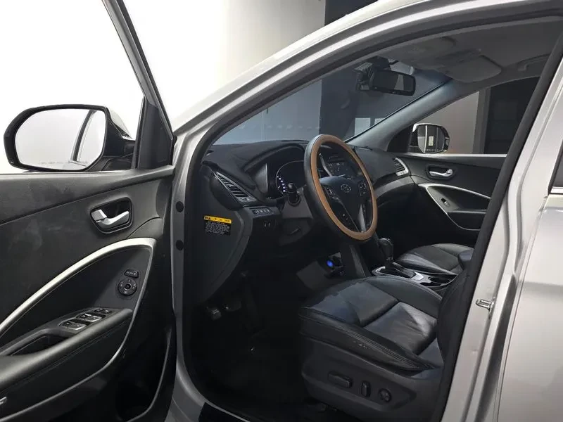 Hyundai Santa fe 2.0 2WD PREMIUM, снимка 10 - Автомобили и джипове - 56160146