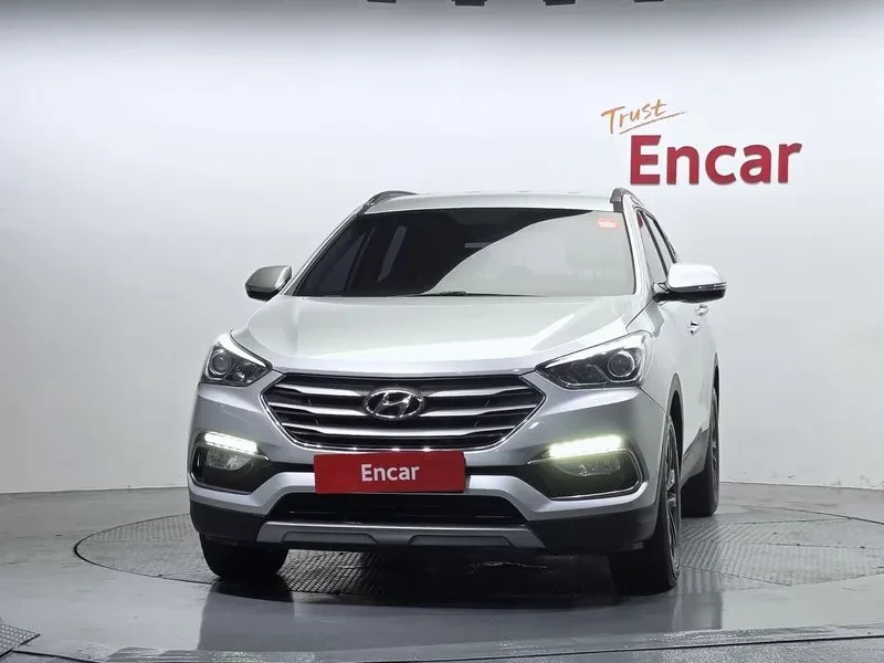 Hyundai Santa fe 2.0 2WD PREMIUM, снимка 3 - Автомобили и джипове - 56160146