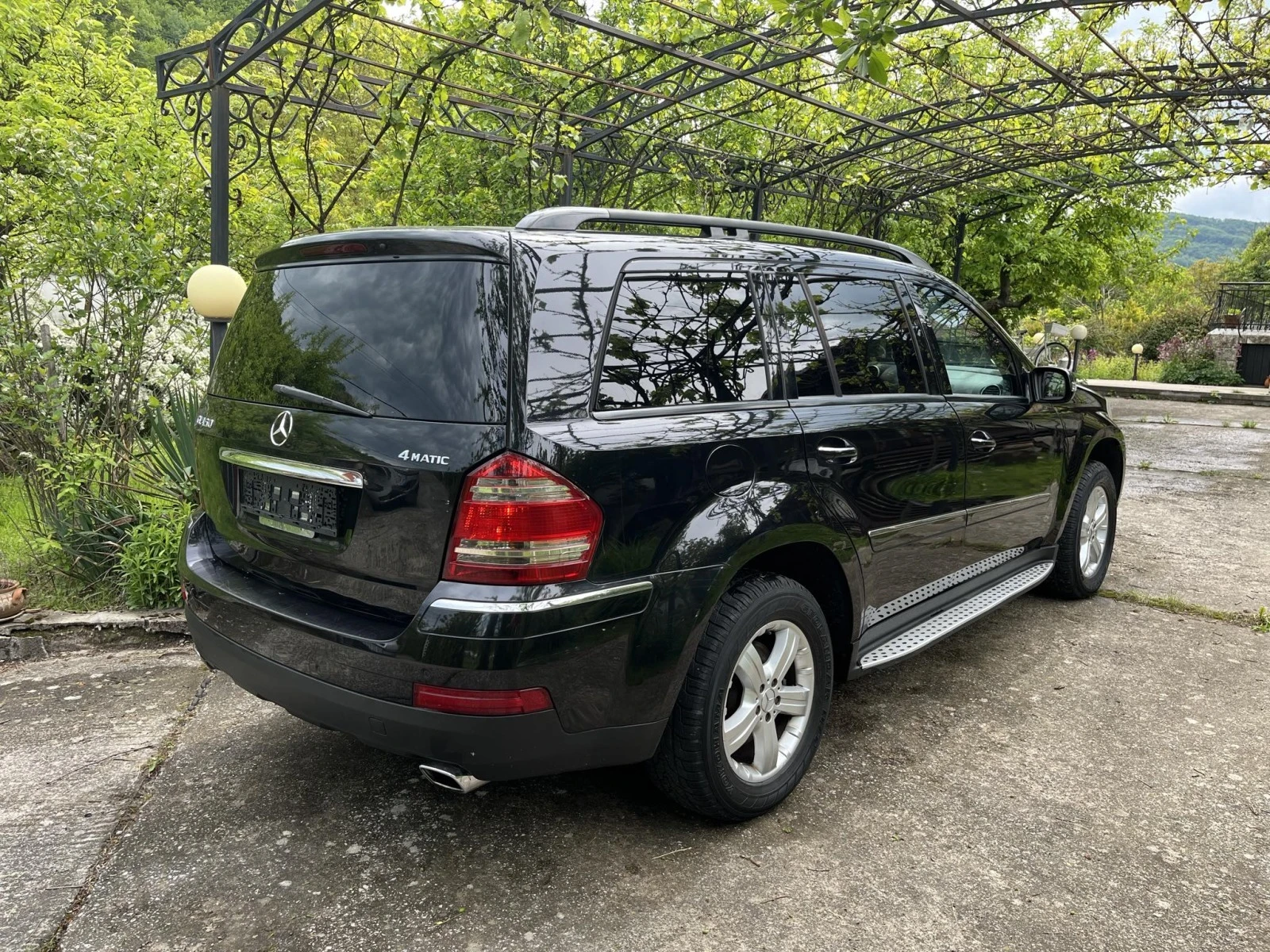 Mercedes-Benz GL 450  - изображение 4