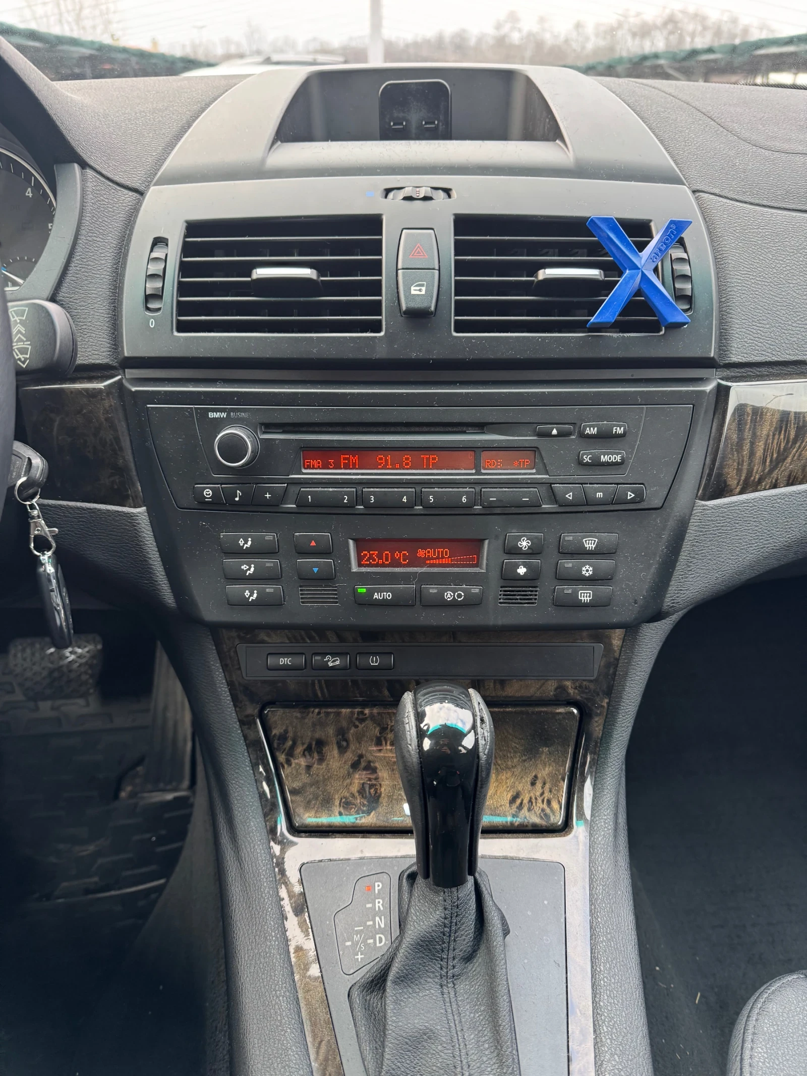 BMW X3 2.0D X-Drive АВТОМАТ ВСИЧКО ПЛАТЕНО - изображение 9
