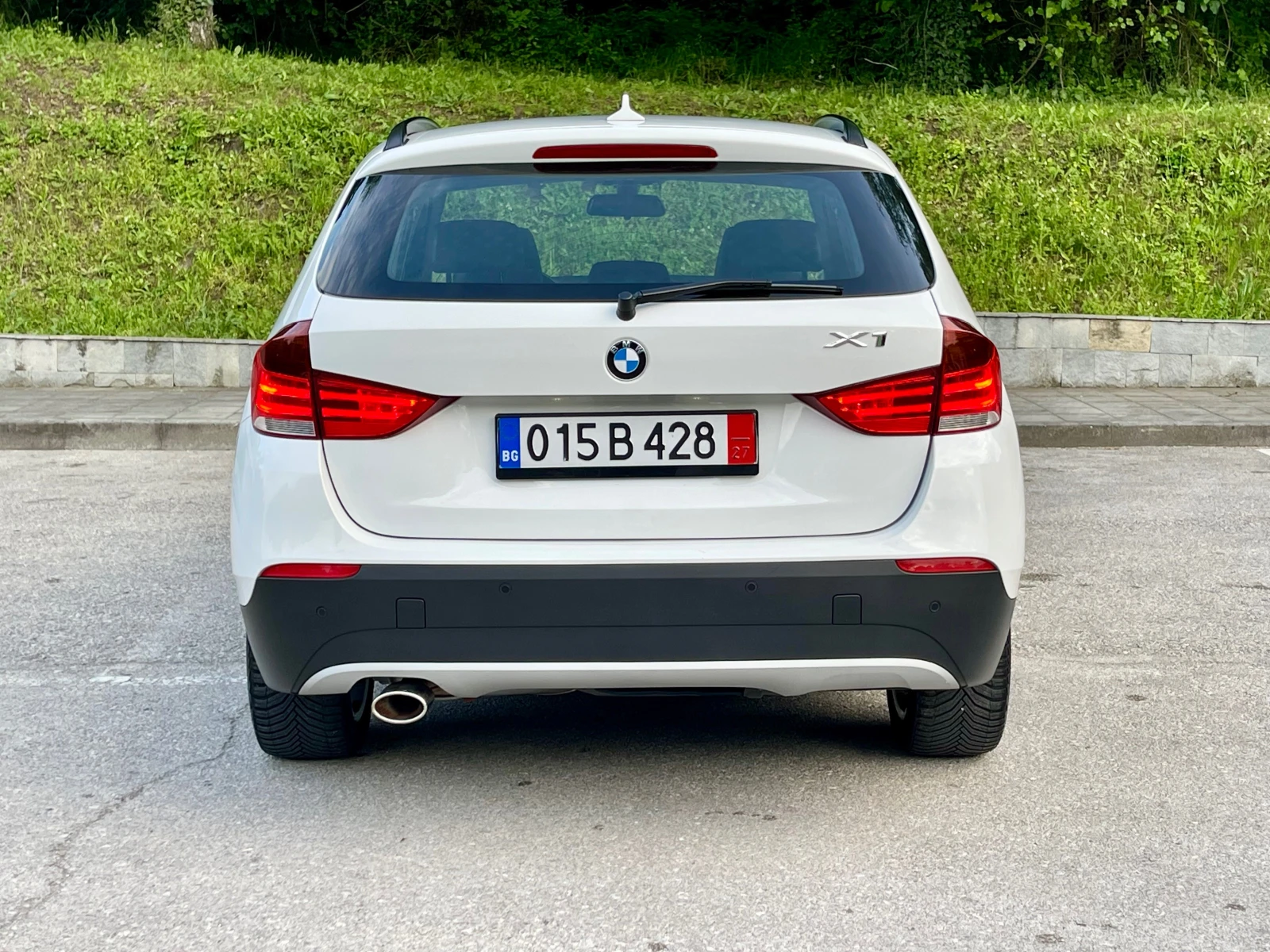 BMW X1 2.0d-143k.c.* Futura* X-Drive* Navi* BiXenon* Pano - изображение 3