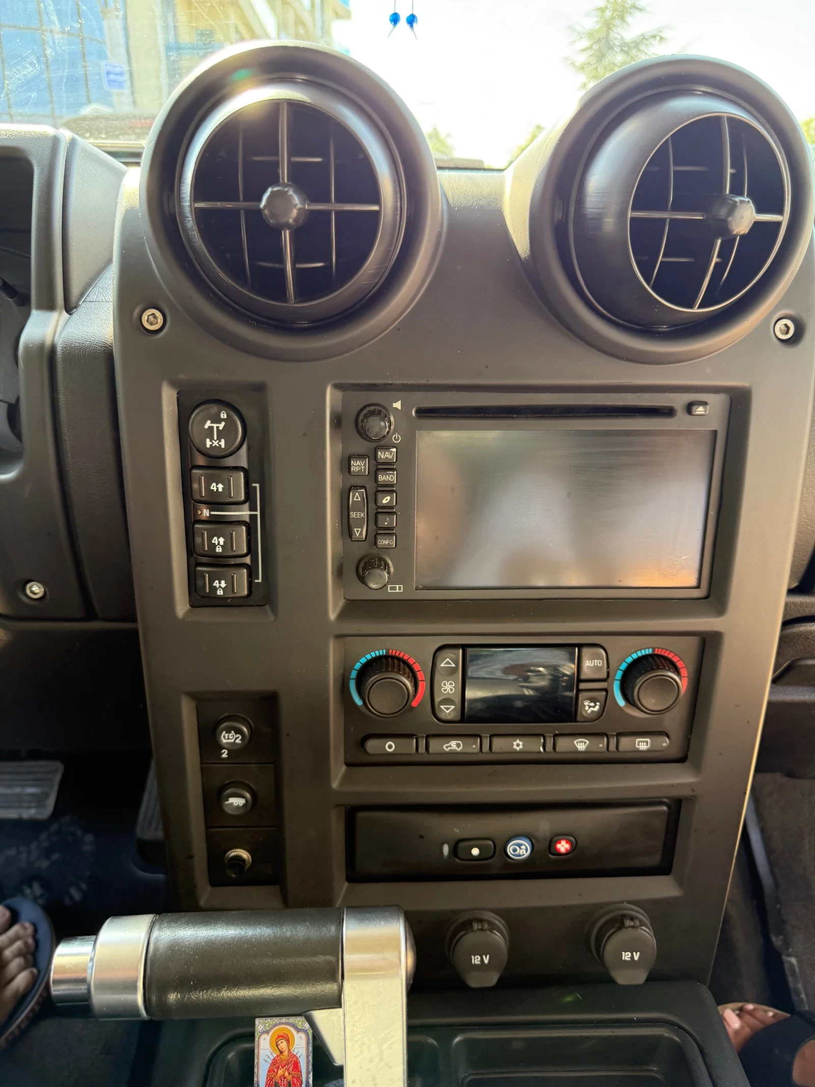 Hummer H2 6.0 V8 SUT - изображение 9