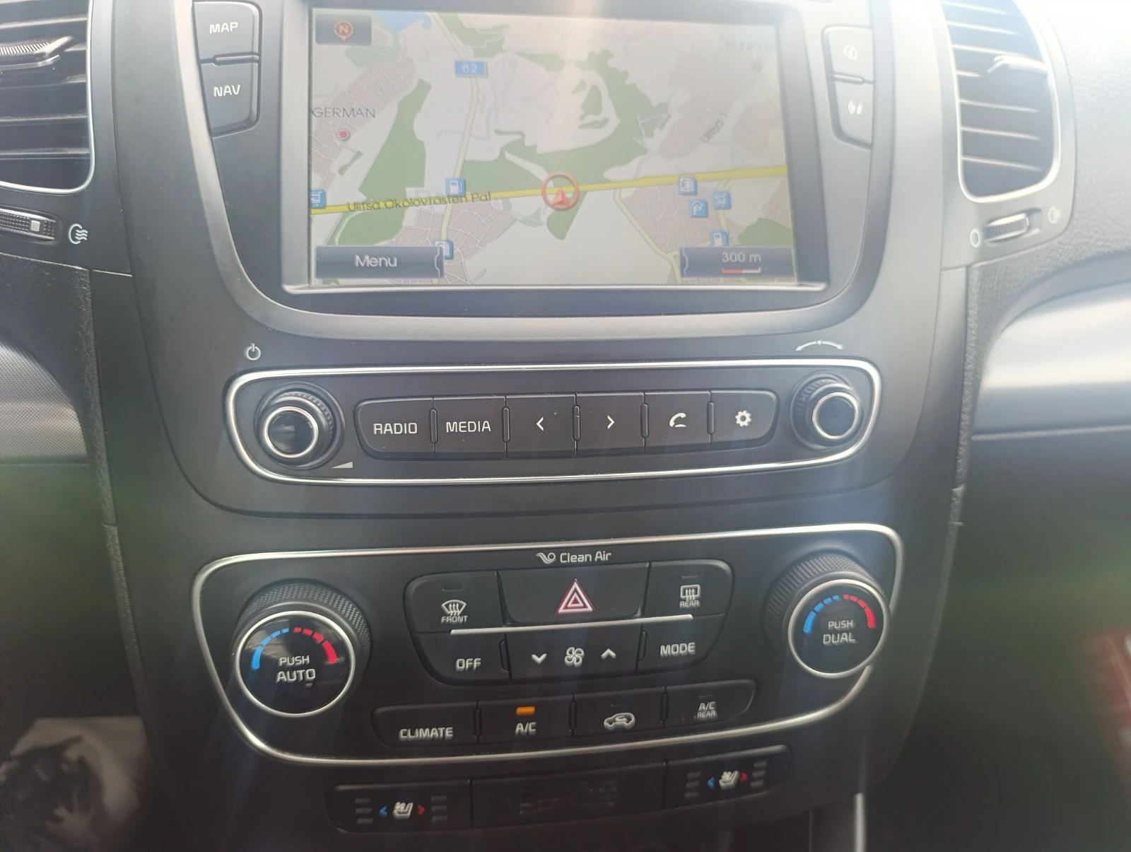 Kia Sorento 2.2 CRDi Spirit 4WD Panorama 7  | Mobile.bg   16