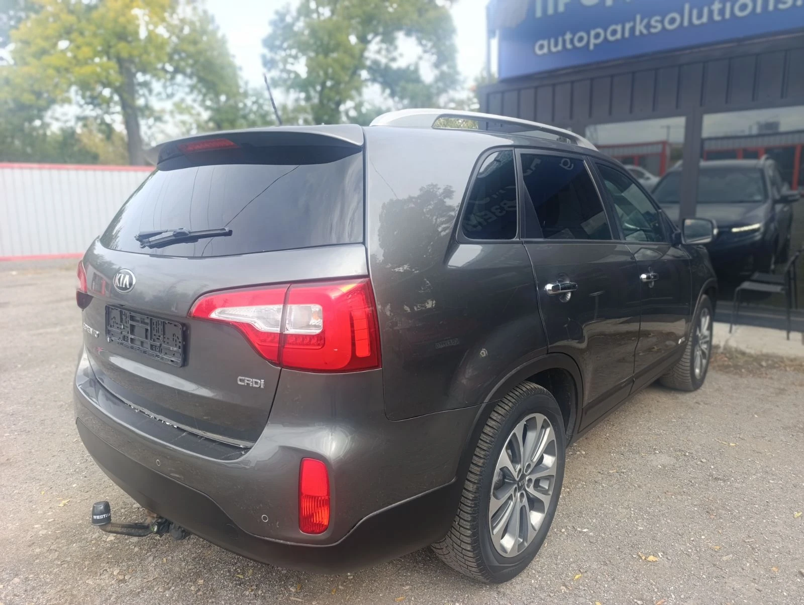 Kia Sorento 2.2 CRDi Spirit 4WD Panorama 7 места - изображение 5