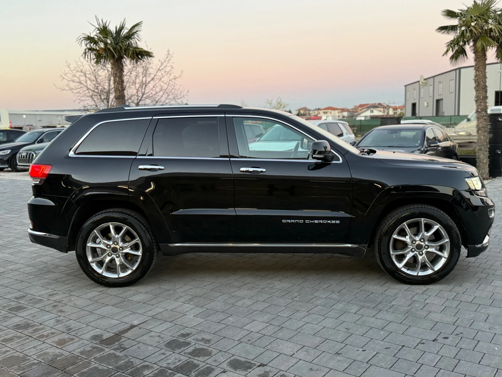 Jeep Grand cherokee 3, 0CRD Summit Top  - изображение 3