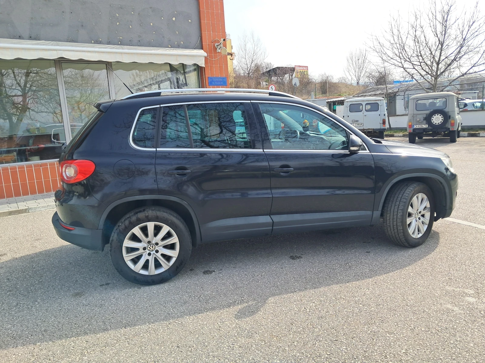 VW Tiguan 1400 бензин 4х4 - изображение 4