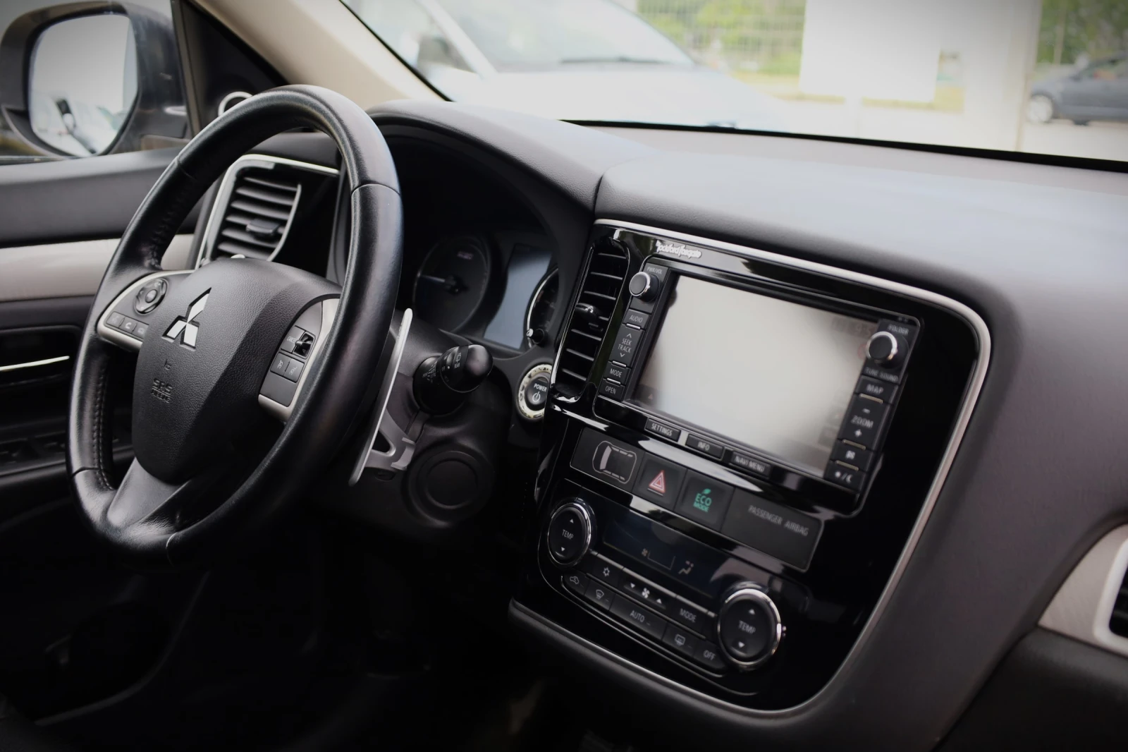 Mitsubishi Outlander Plug-in ������ | Mobile.bg � ����������� 12