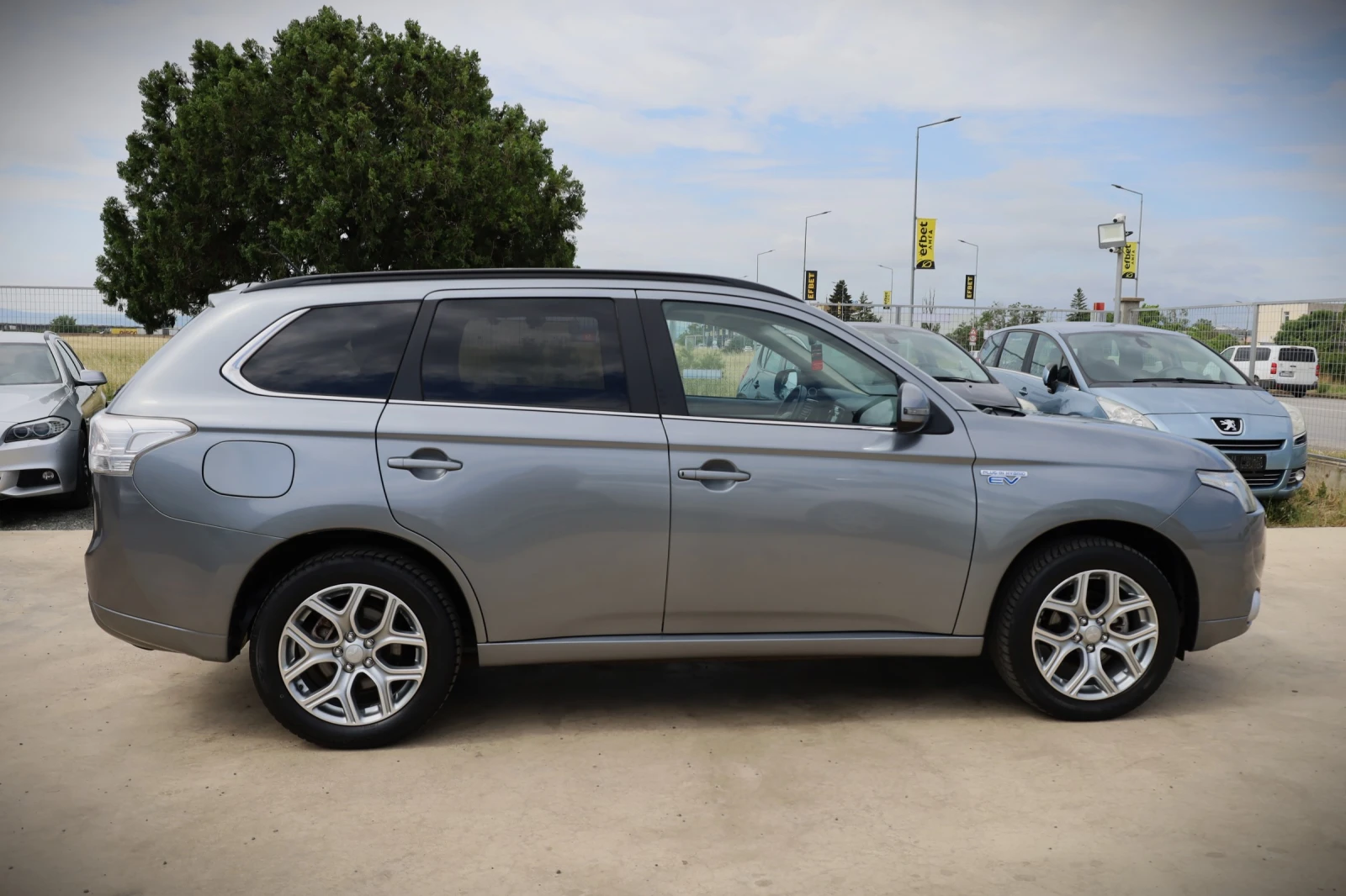 Mitsubishi Outlander Plug-in ������ | Mobile.bg � ����������� 4