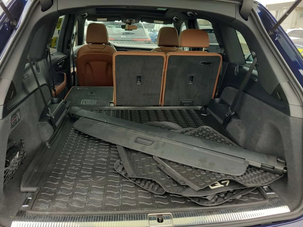 Audi Q7 * KOMFORT * CARFAX * ЦЕНА ДО БГ, снимка 15 - Автомобили и джипове - 55616092