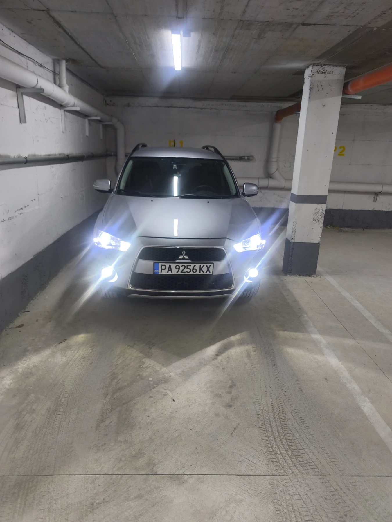 Mitsubishi Outlander 2.2 DID, снимка 14 - Автомобили и джипове - 55957860