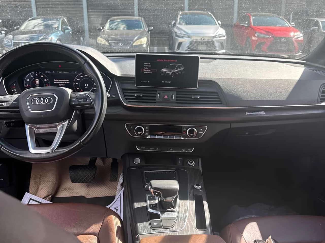 Audi Q5 Technik | CARFAX | БЕЗ ИНЦИДЕНТИ , снимка 9 - Автомобили и джипове - 56435308