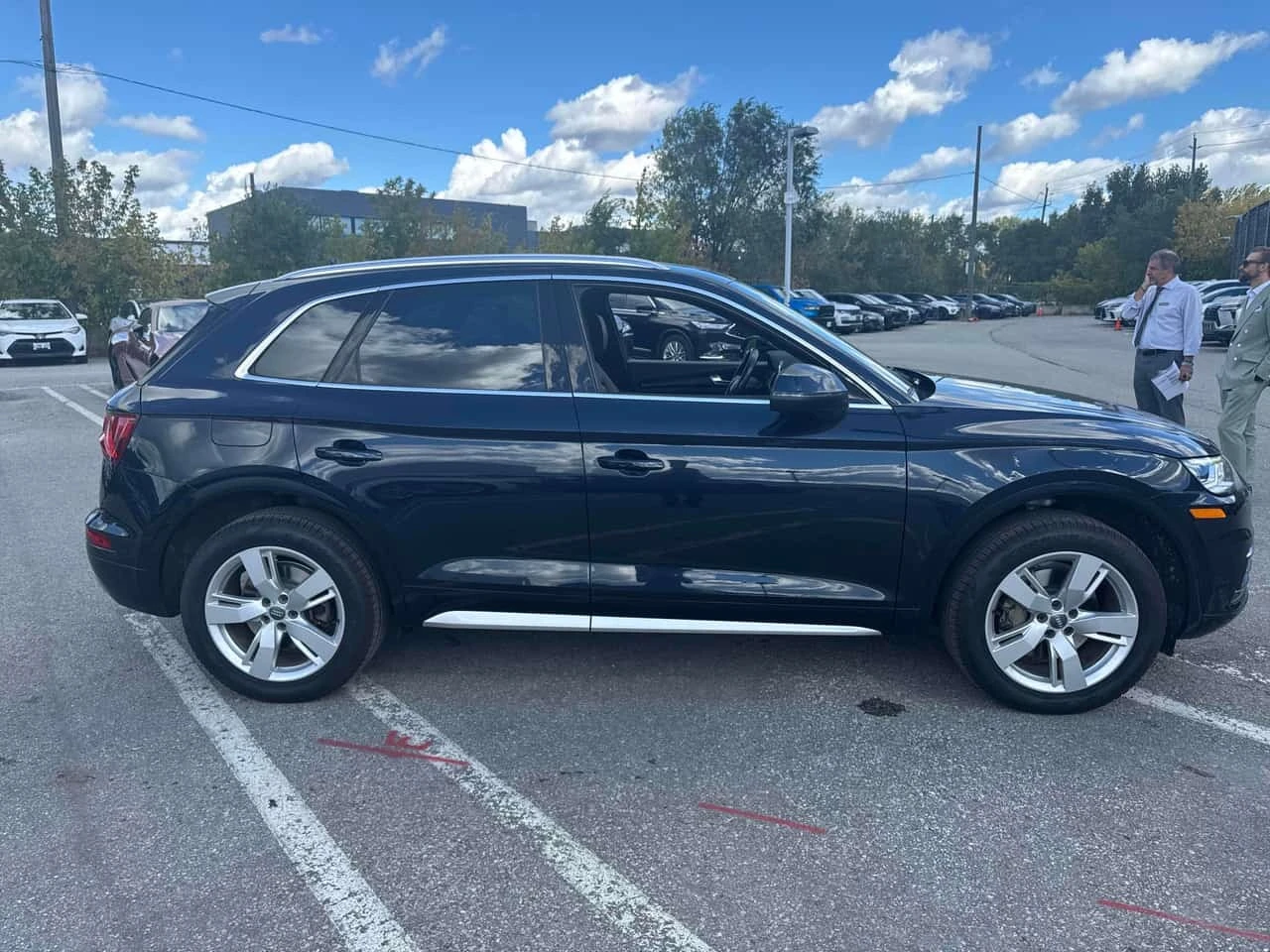 Audi Q5 Technik | CARFAX | БЕЗ ИНЦИДЕНТИ , снимка 4 - Автомобили и джипове - 56435308