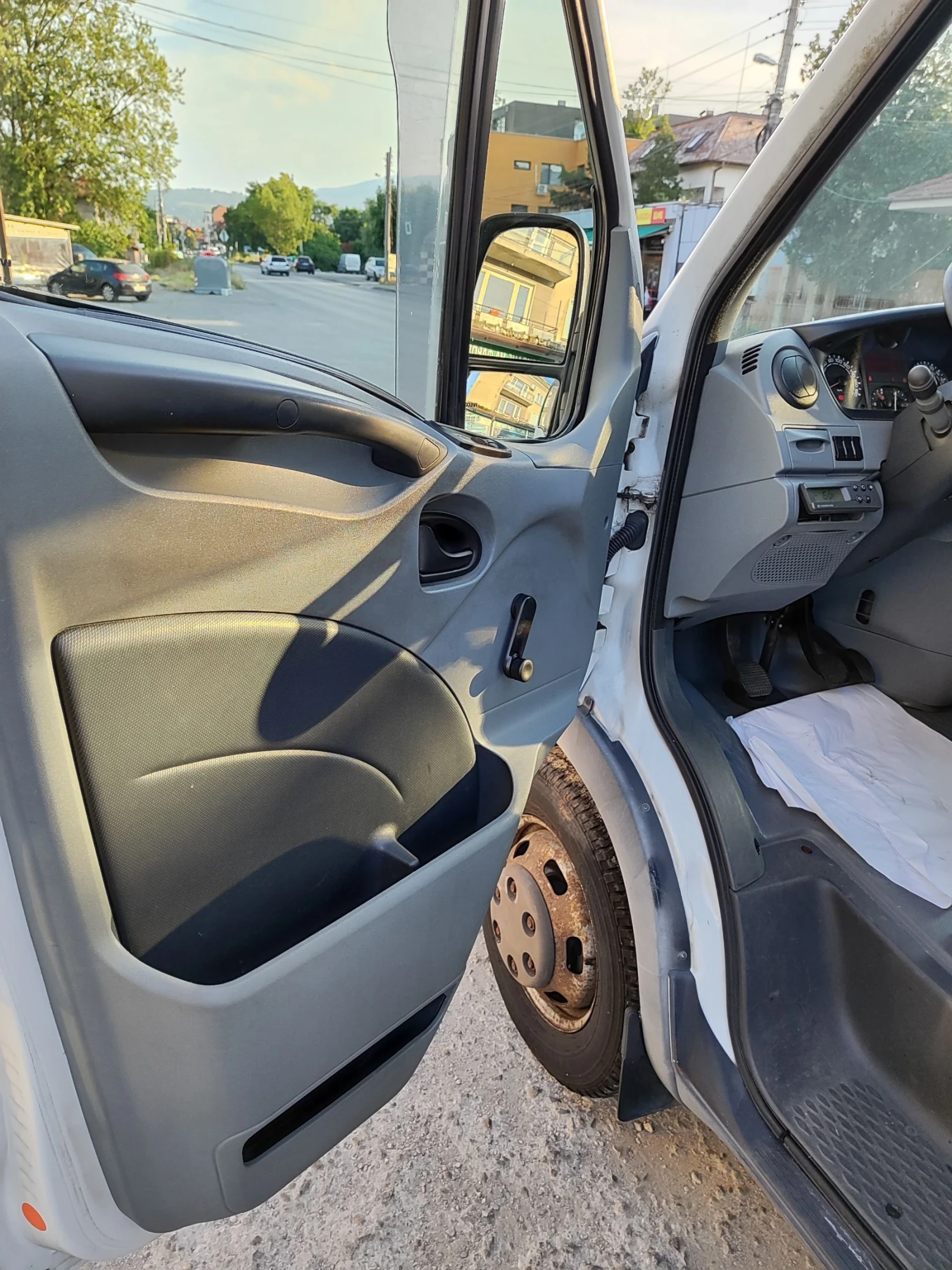 Iveco 35c18 | Mobile.bg   15