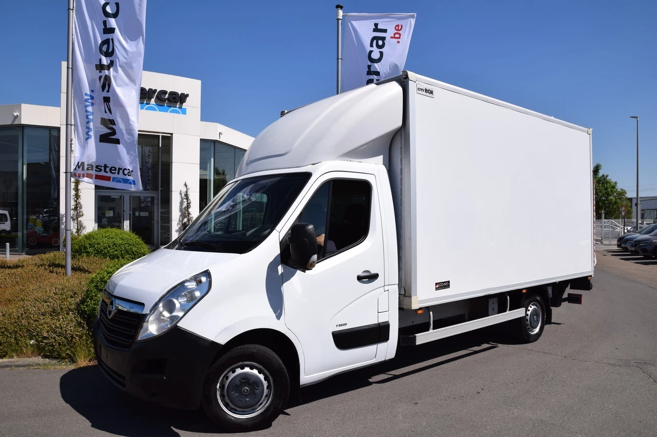 Opel Movano