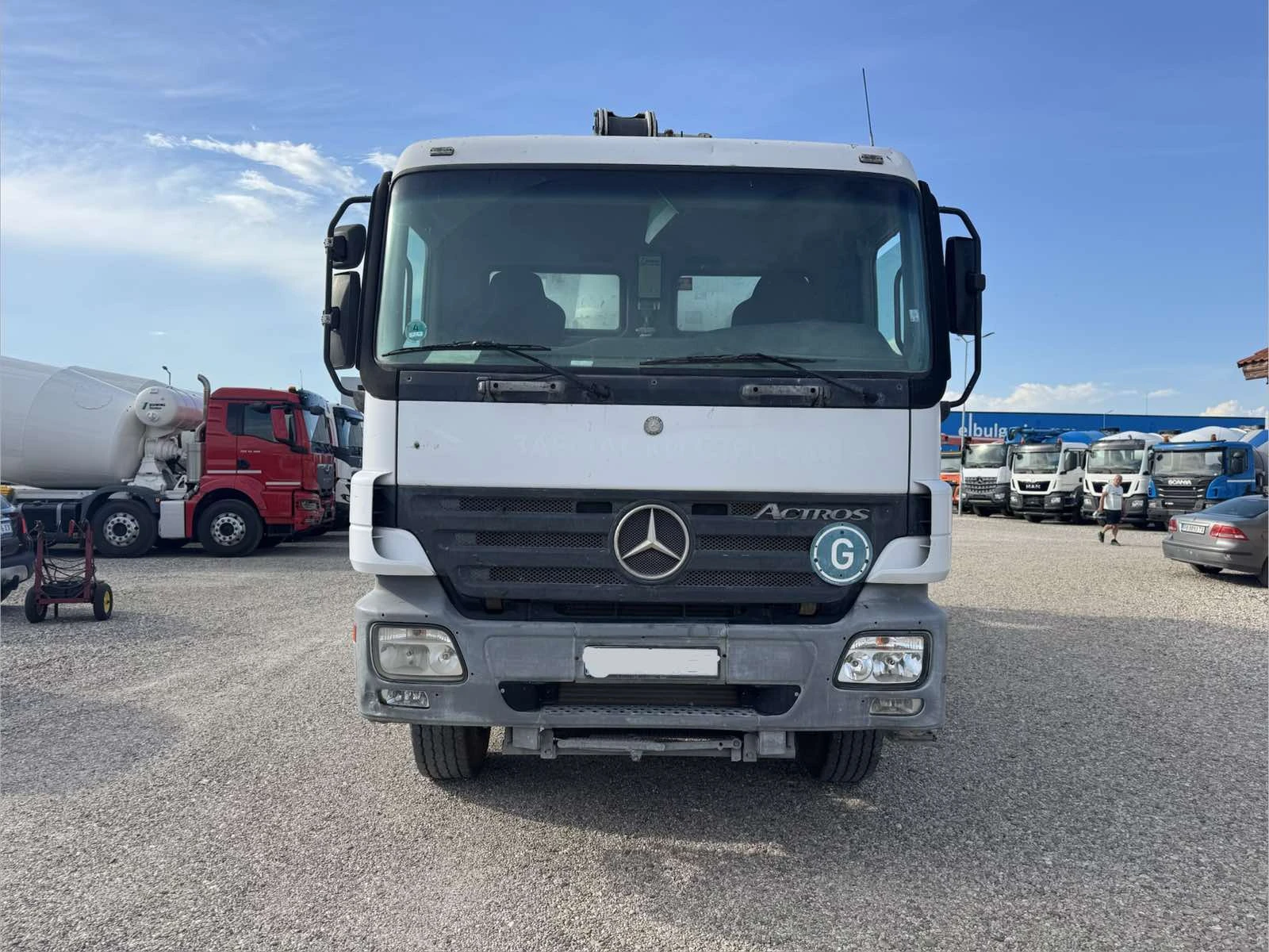 Бетон помпа Mercedes-Benz ACTROS 3236 SCHWING KVM26-100, снимка 2 - Индустриална техника - 54856406