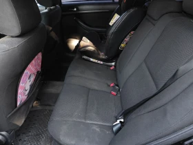 Toyota Avensis Т25, снимка 13