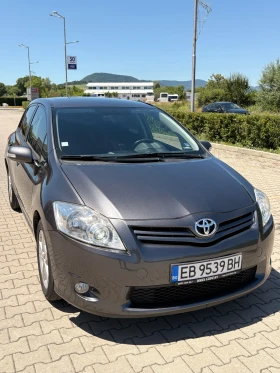 Toyota Auris Отлична! 2.0 D4D, снимка 2