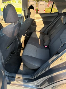 Toyota Auris Отлична! 2.0 D4D, снимка 13