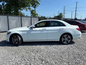 Mercedes-Benz C 300 4MATIC | CARFAX | АВТОКРЕДИТ БЕЗ ПЪРВОНАЧАЛНА, снимка 3