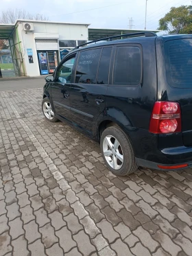 VW Touran 1.9 TDI АВТОМАТИК, снимка 6