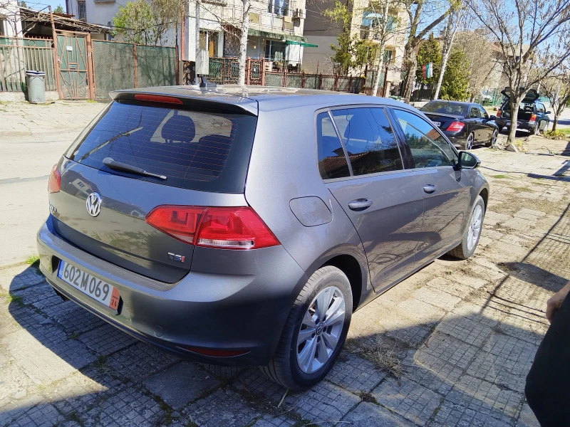 VW Golf 1.8Т, снимка 4 - Автомобили и джипове - 46890310