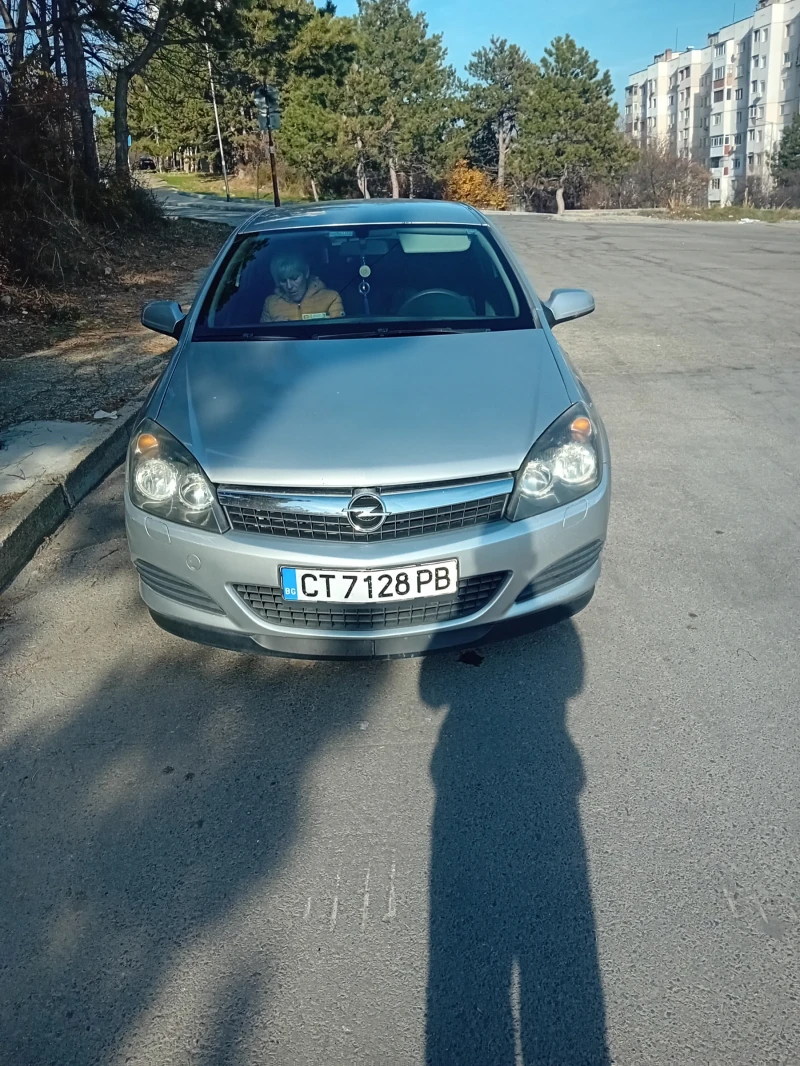 Opel Astra, снимка 1 - Автомобили и джипове - 47347188