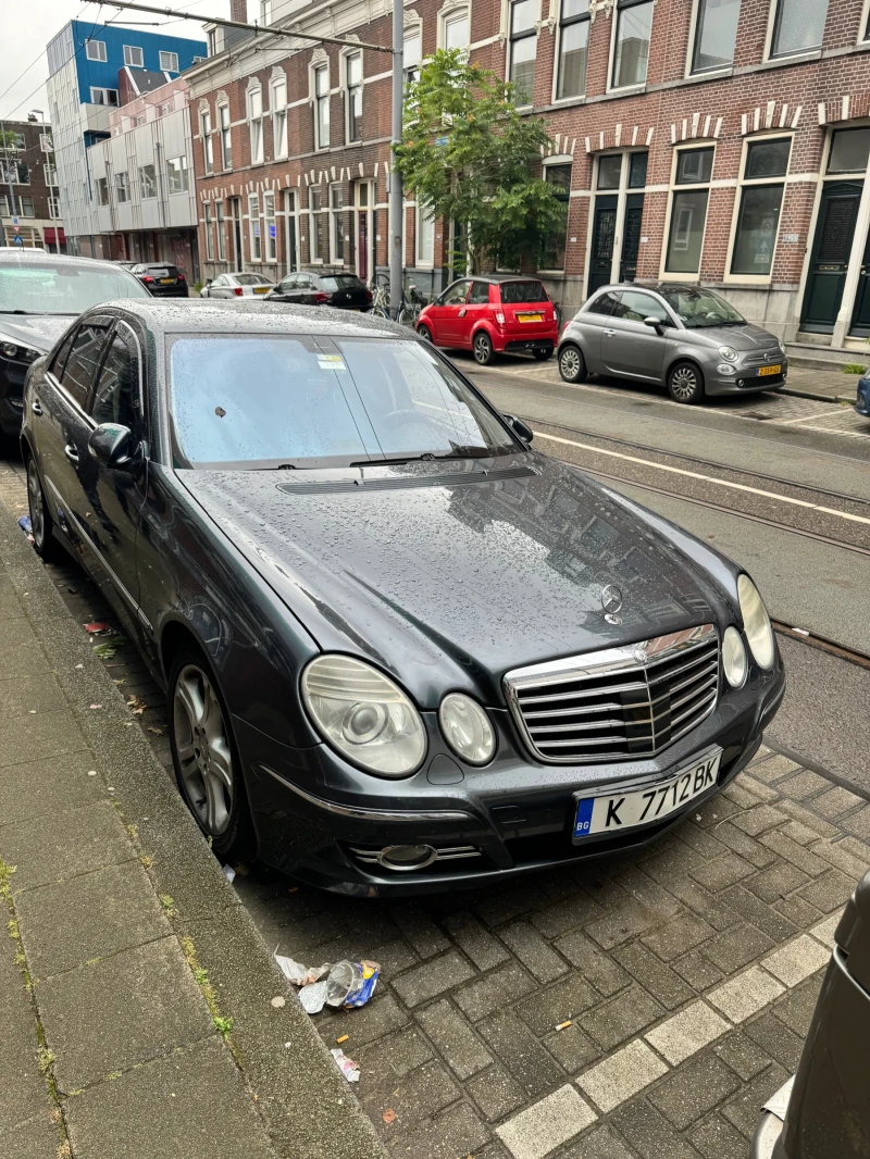 Mercedes-Benz E 320 4 Matic прочетете описанието, снимка 1 - Автомобили и джипове - 47750056