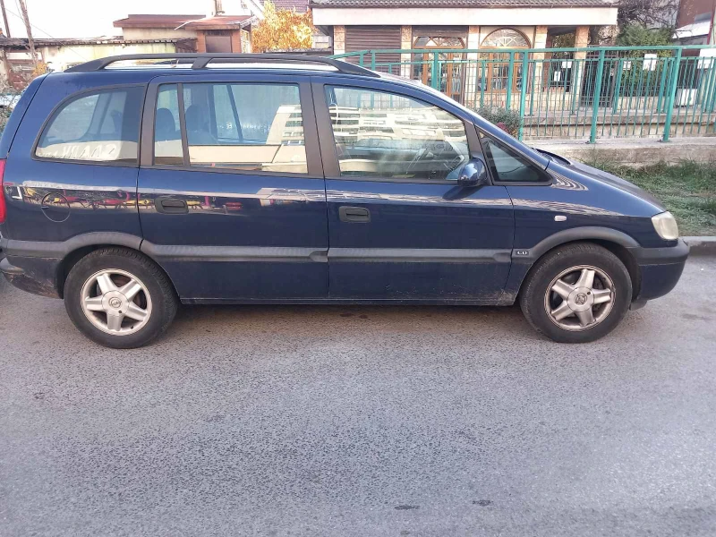 Opel Zafira, снимка 9 - Автомобили и джипове - 47859632