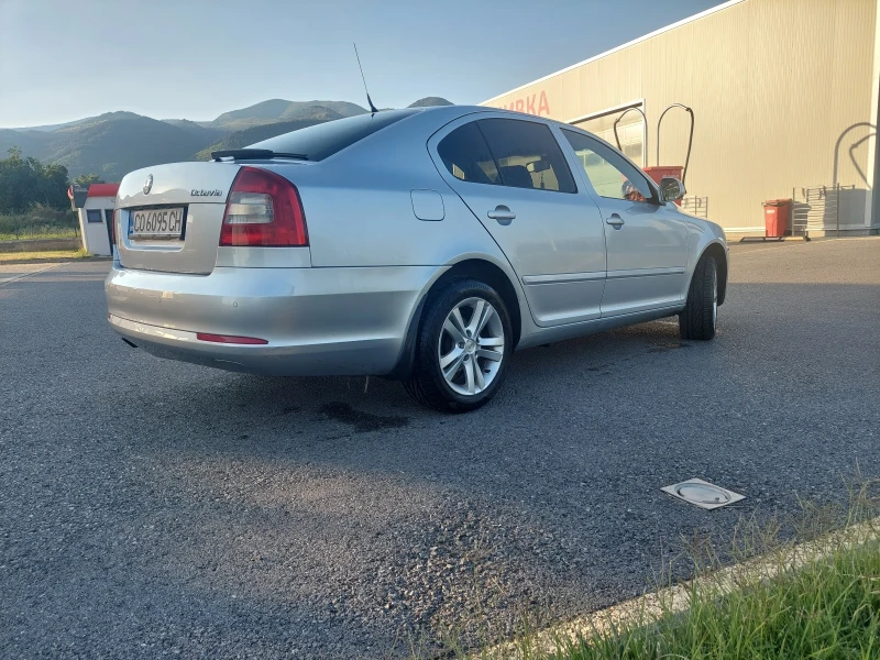 Skoda Octavia 2.0 TDI , снимка 3 - Автомобили и джипове - 47931512