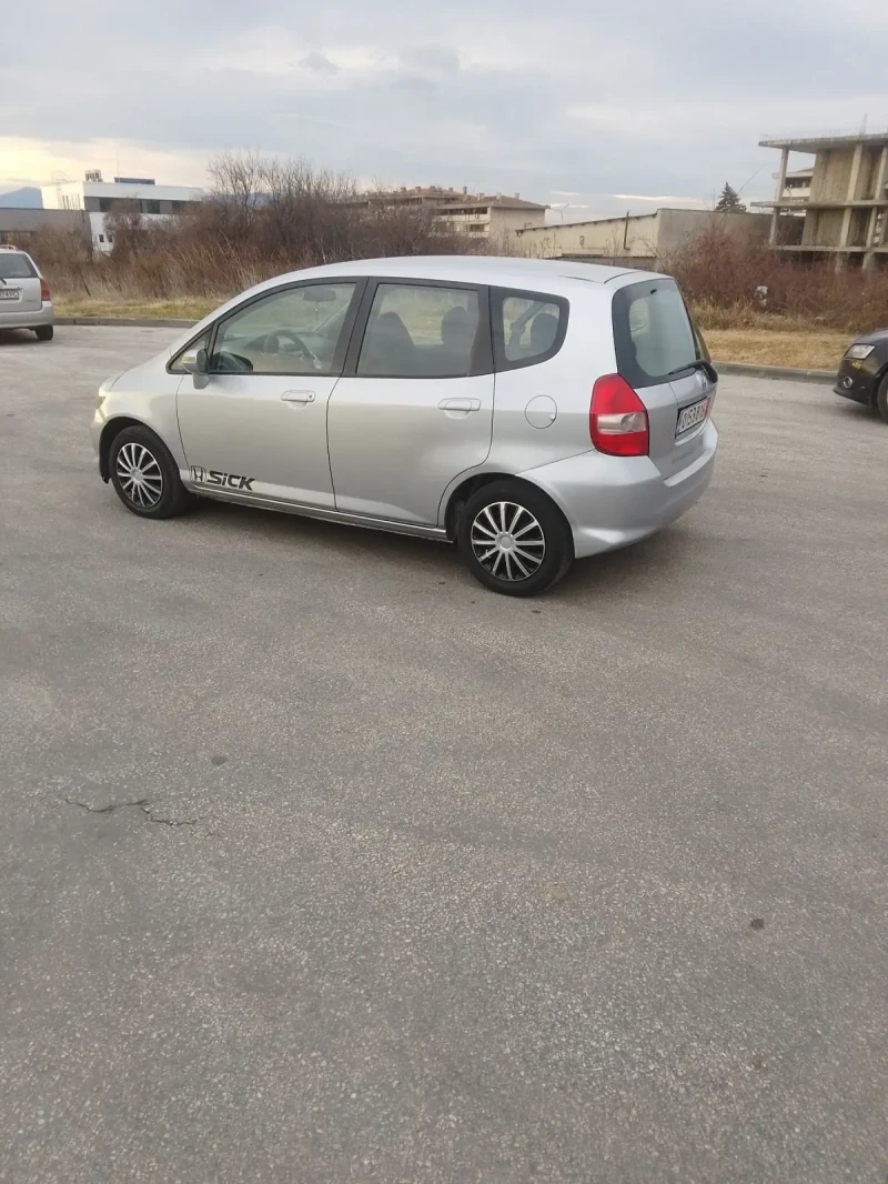 Honda Jazz 1.4/neu feis/gaz.ingeksuon, снимка 4 - Автомобили и джипове - 48538850