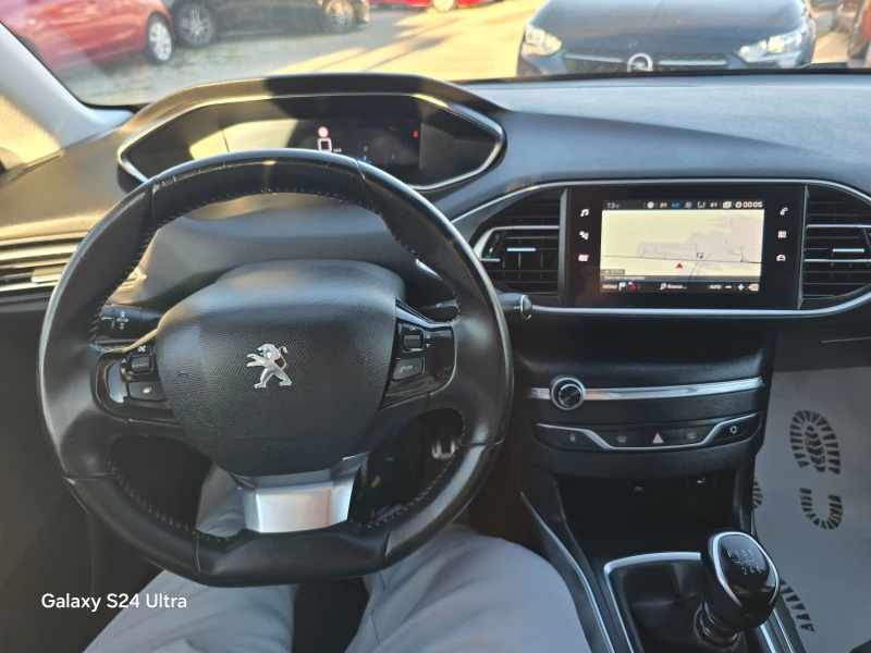 Peugeot 308 1.5DCI-130k.c-NAVI, снимка 13 - Автомобили и джипове - 49361704