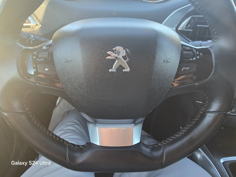 Peugeot 308 1.5DCI-130k.c-NAVI, снимка 16 - Автомобили и джипове - 49361704