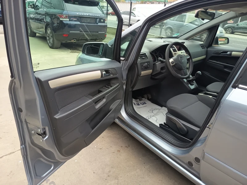 Opel Zafira 1.7dti, снимка 9 - Автомобили и джипове - 51850451