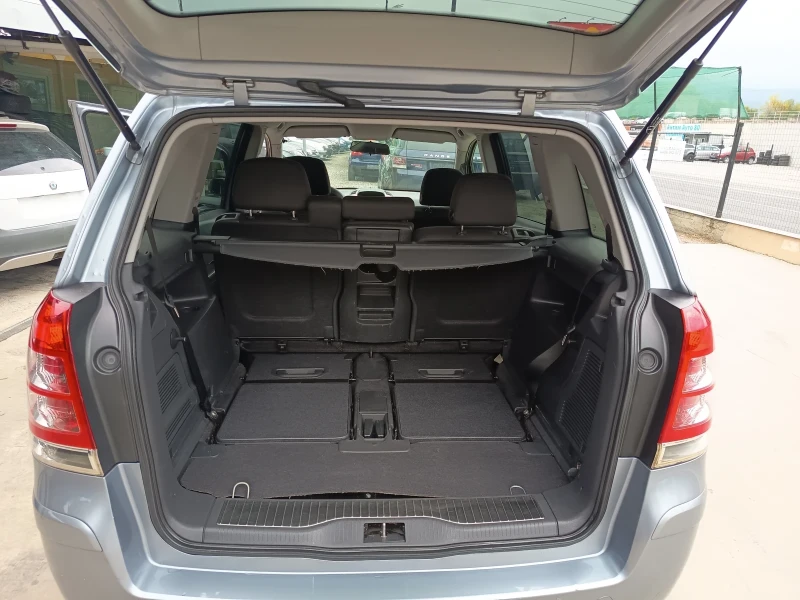 Opel Zafira 1.7dti, снимка 12 - Автомобили и джипове - 51850451