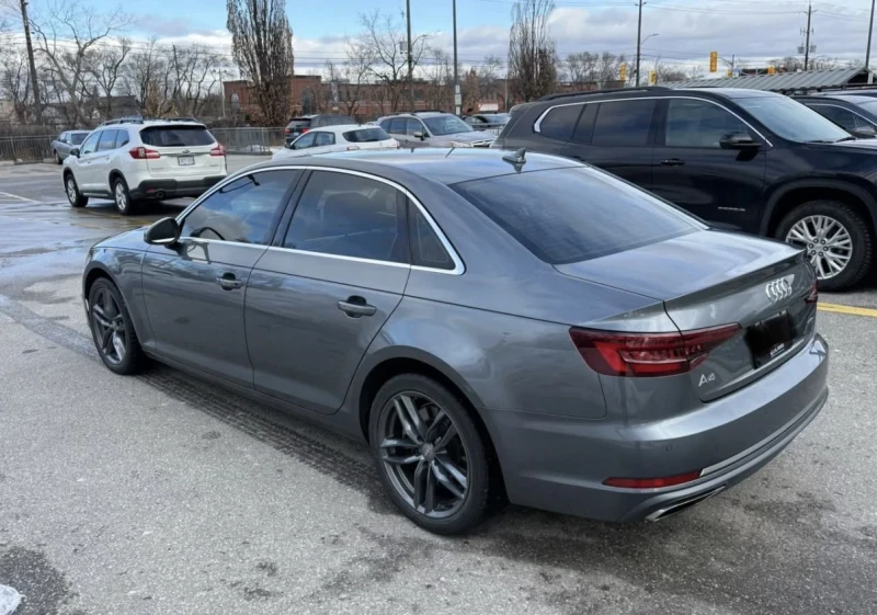 Audi A4 PROGRESSIV * * CLEAN CARFAX * * АВТО КРЕДИТ * * , снимка 5 - Автомобили и джипове - 53128167