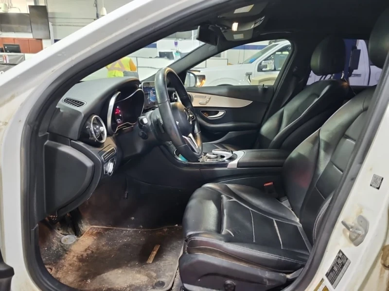 Mercedes-Benz C 300 * CARFAX * ЦЕНА ДО БГ, снимка 6 - Автомобили и джипове - 53165997