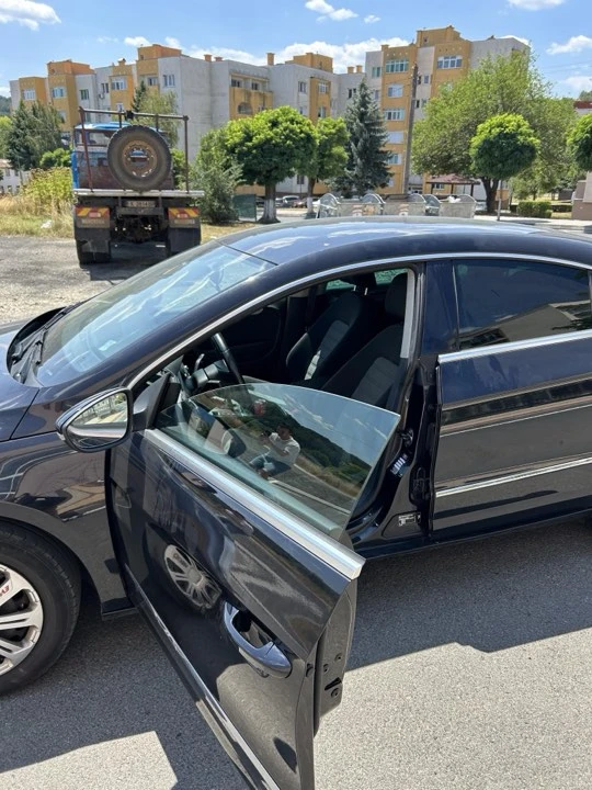 VW CC, снимка 8 - Автомобили и джипове - 47210311