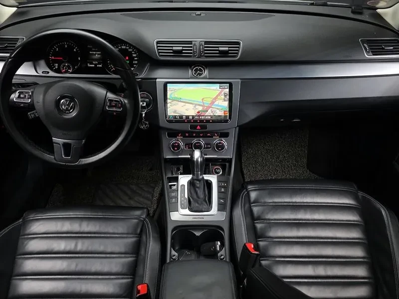 VW CC 2.0 TDI 4Motion, снимка 7 - Автомобили и джипове - 54303461