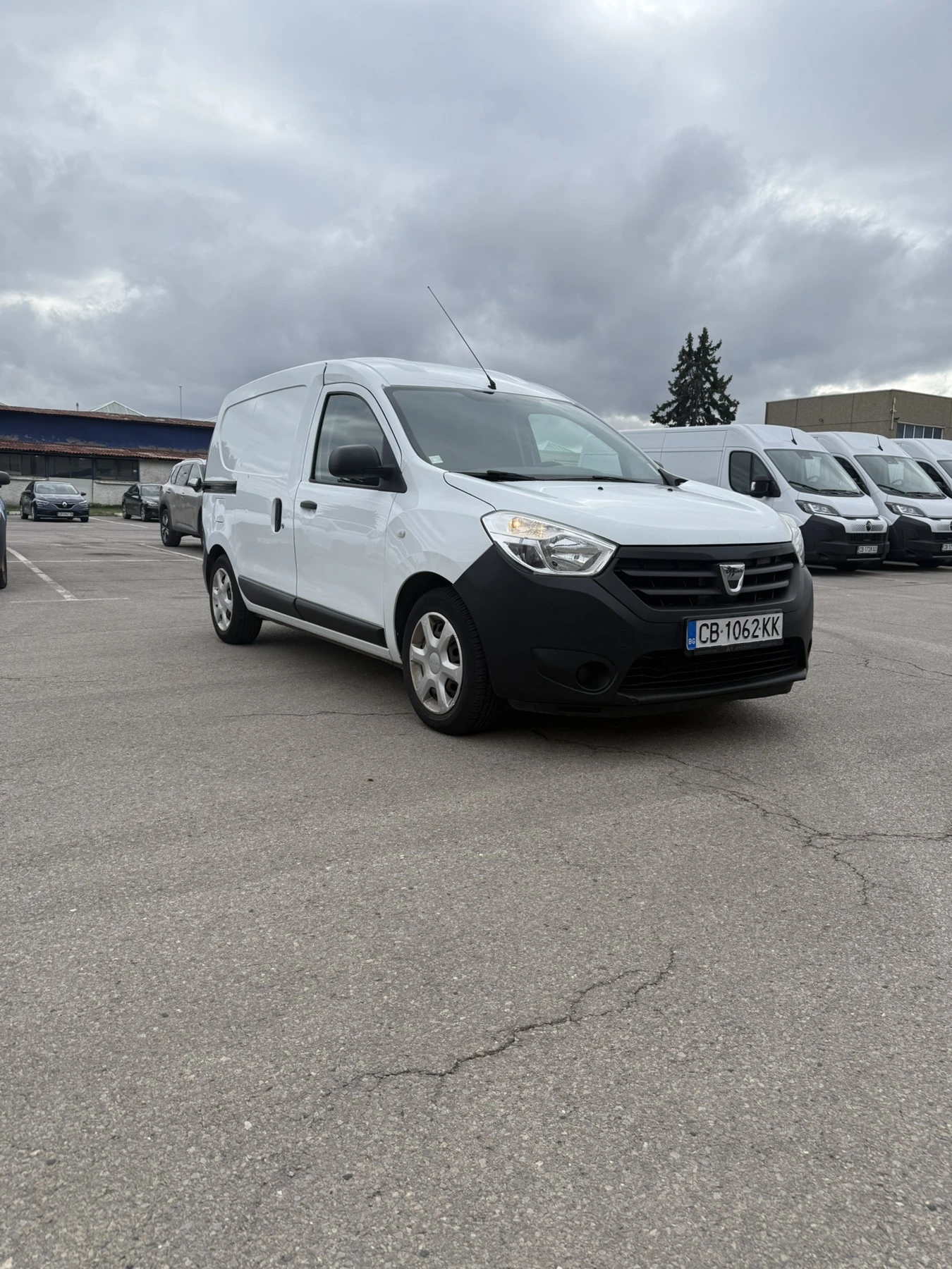 Dacia Dokker ХЛАДИЛЕН, снимка 1