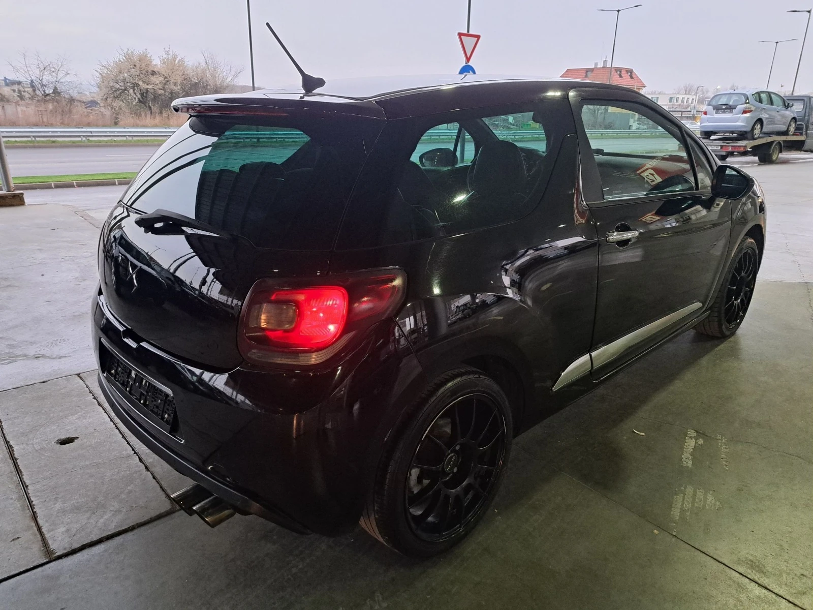 Citroen DS3 1.6I 16V 156ps.TURBO ITALIA  - изображение 7