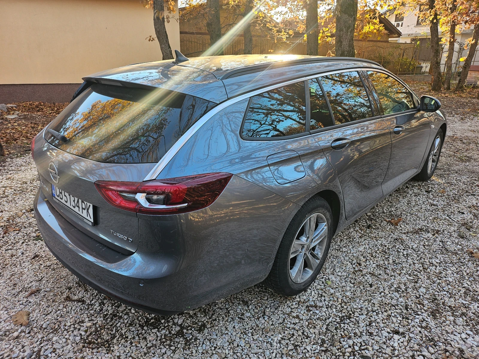 Opel Insignia Sports Tourer  - изображение 3