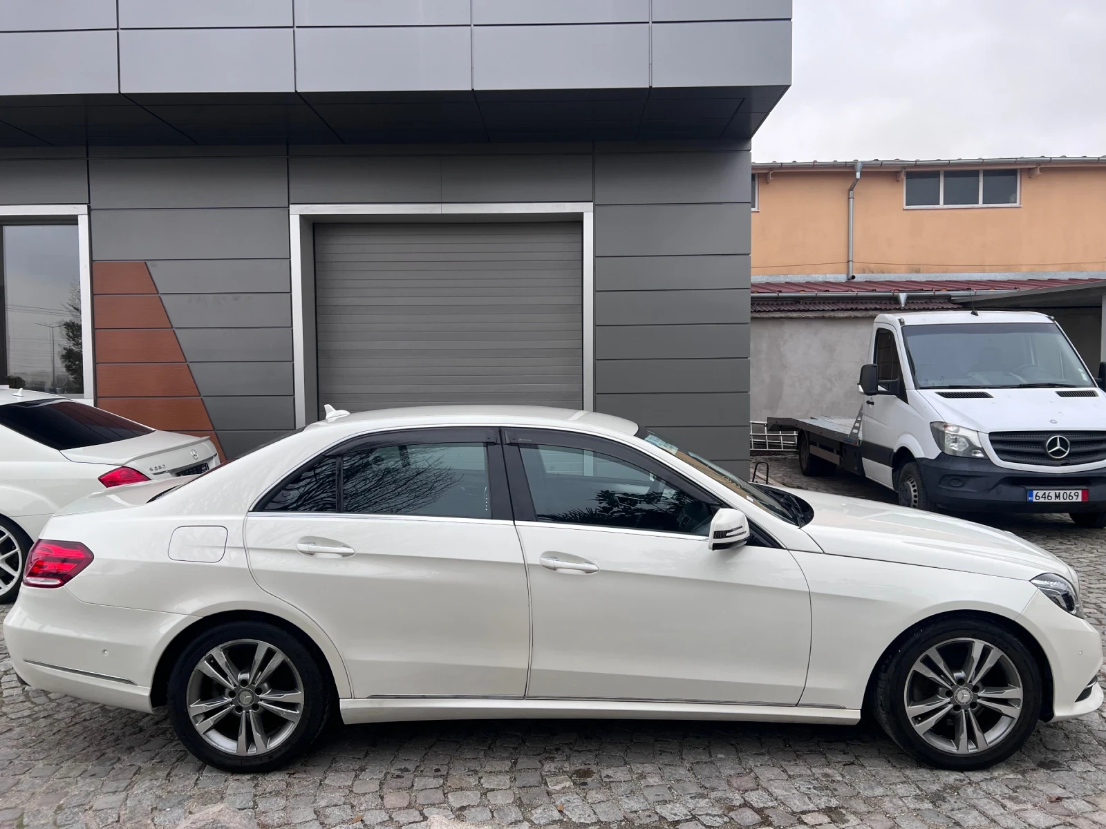 Mercedes-Benz E 300 4matic Япония - изображение 4