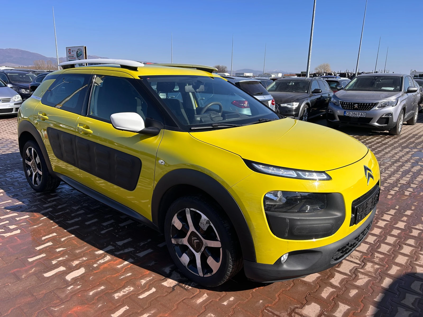 Citroen C4 Cactus 1.2i KAMERA EURO 5 - изображение 4