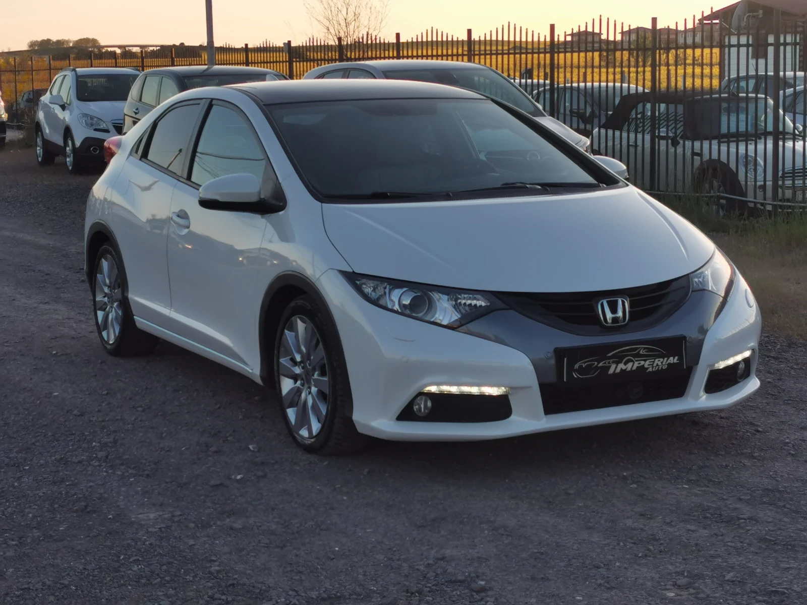 Honda Civic 2, 2 i-DTEC - изображение 3