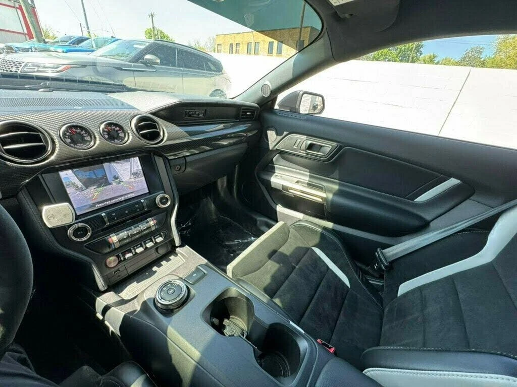 Ford Mustang * GT500* HeadUp* АвтоКредит* (ЦЕНА до БГ) - изображение 10