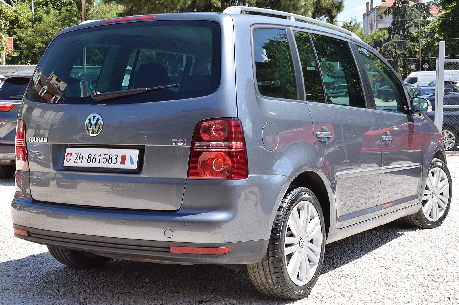 VW Touran 1.4ШВЕЙЦАРИЯ/LUX - изображение 4