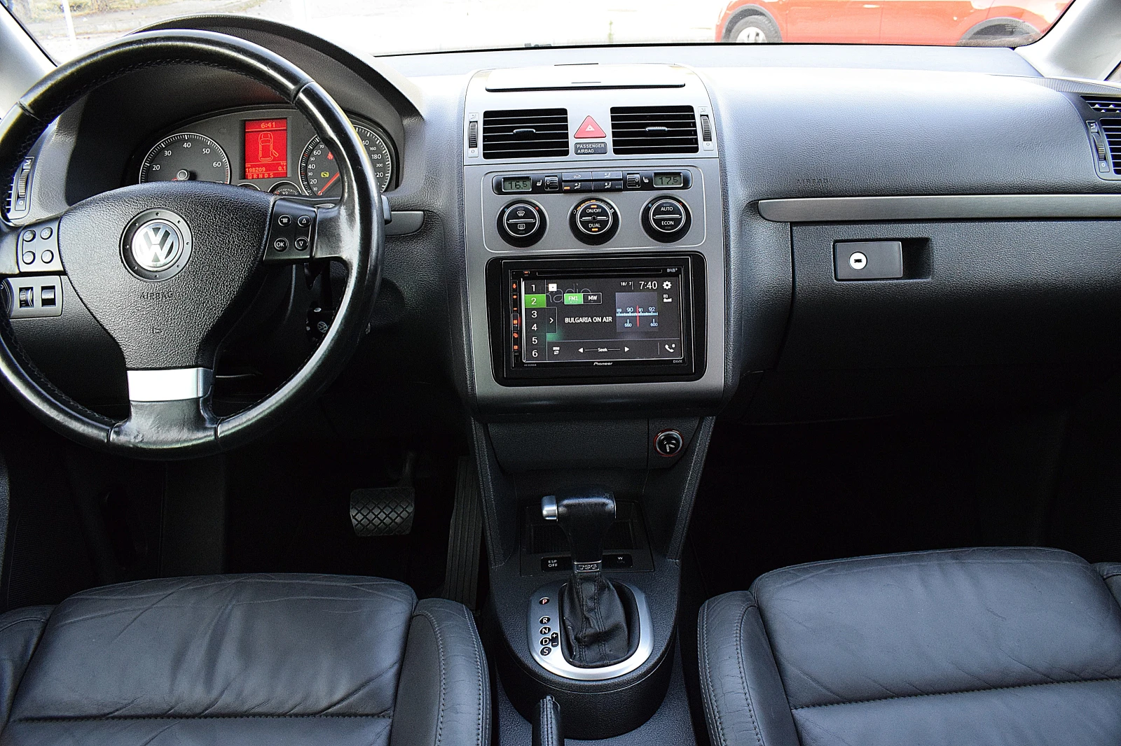 VW Touran 1.4ШВЕЙЦАРИЯ/LUX - изображение 9