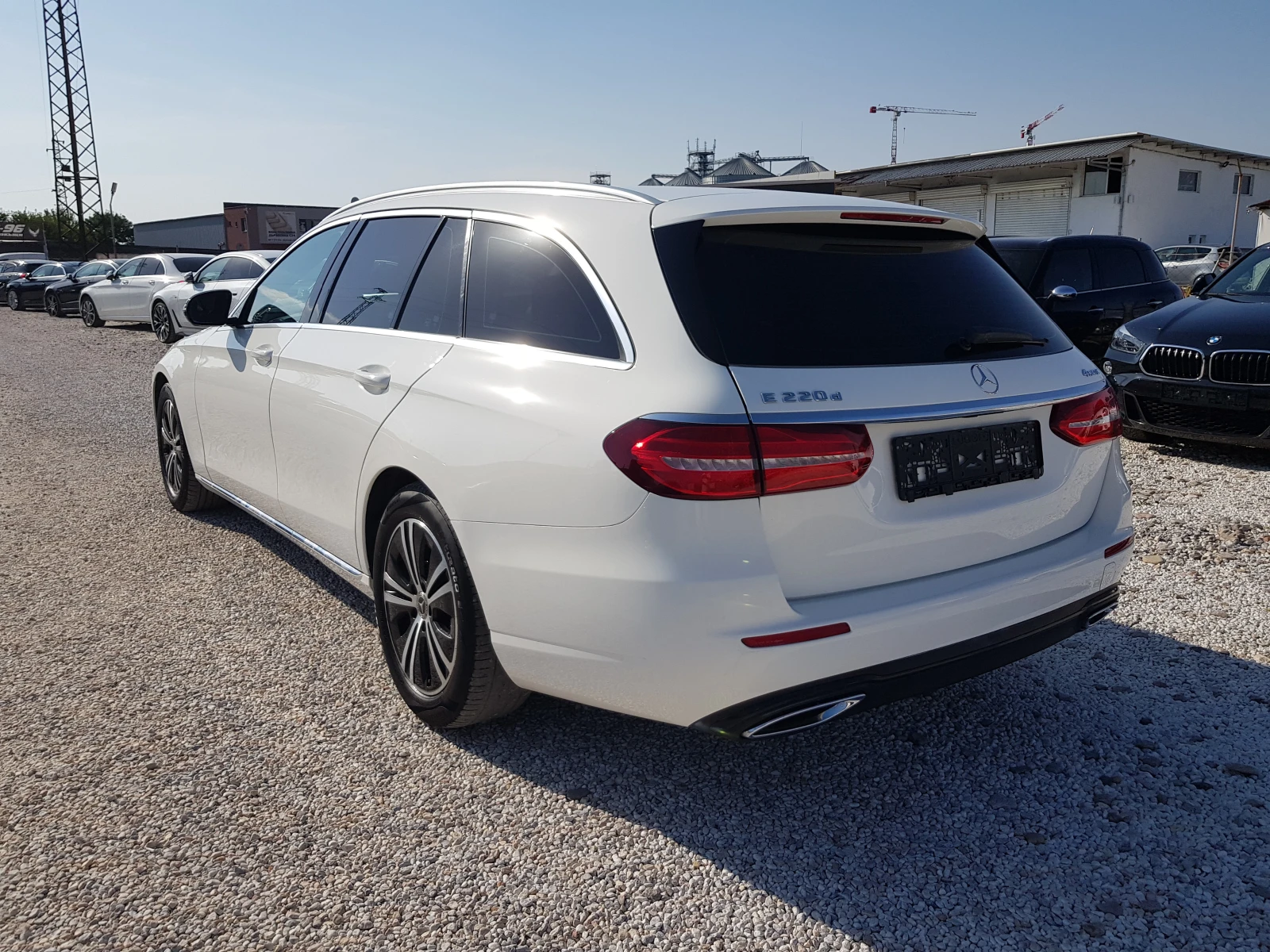 Mercedes-Benz E 220 D 4matic /02/2020г. EURO 6D ЛИЗИНГ - изображение 7