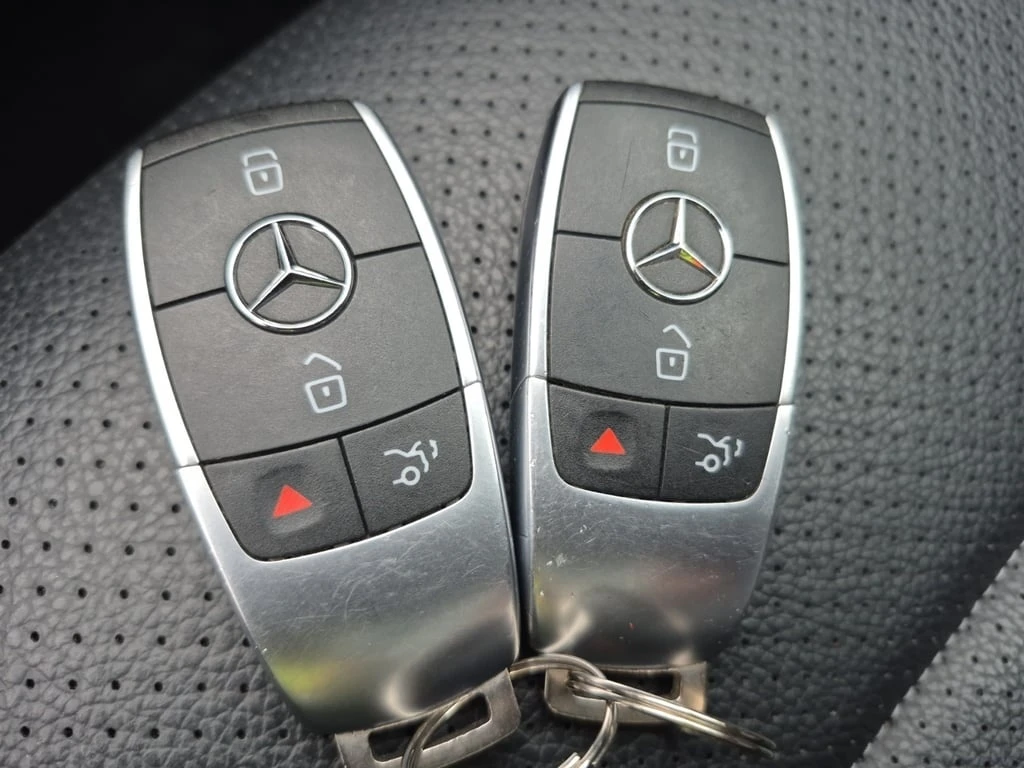 Mercedes-Benz C 300 * CARFAX * БЕЗ ПЪРВОНАЧАЛНА ВНОСКА - изображение 8